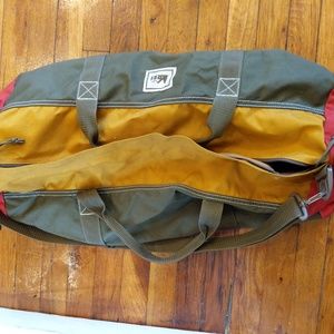 rei stuff travel duffel